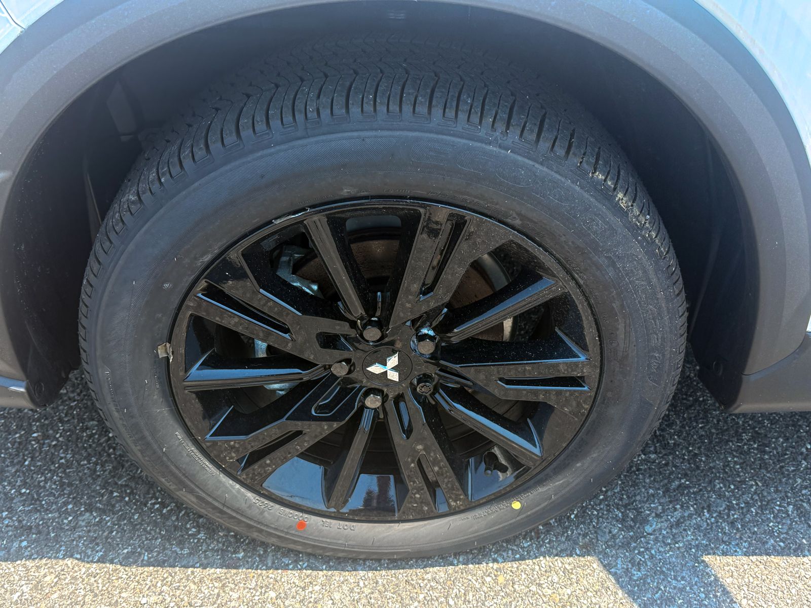 2026 Mitsubishi Eclipse Cross Black Edition - Photo 10