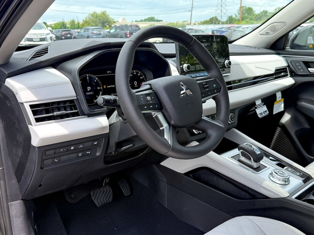 New 2025 Mitsubishi Outlander Phev SEL Platinum Edition SUV