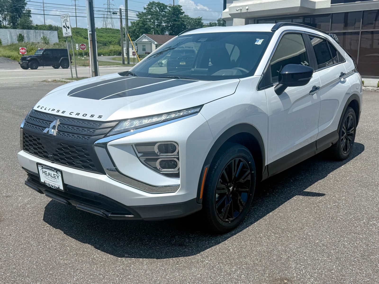 2026 Mitsubishi Eclipse Cross Black Edition - Photo 3