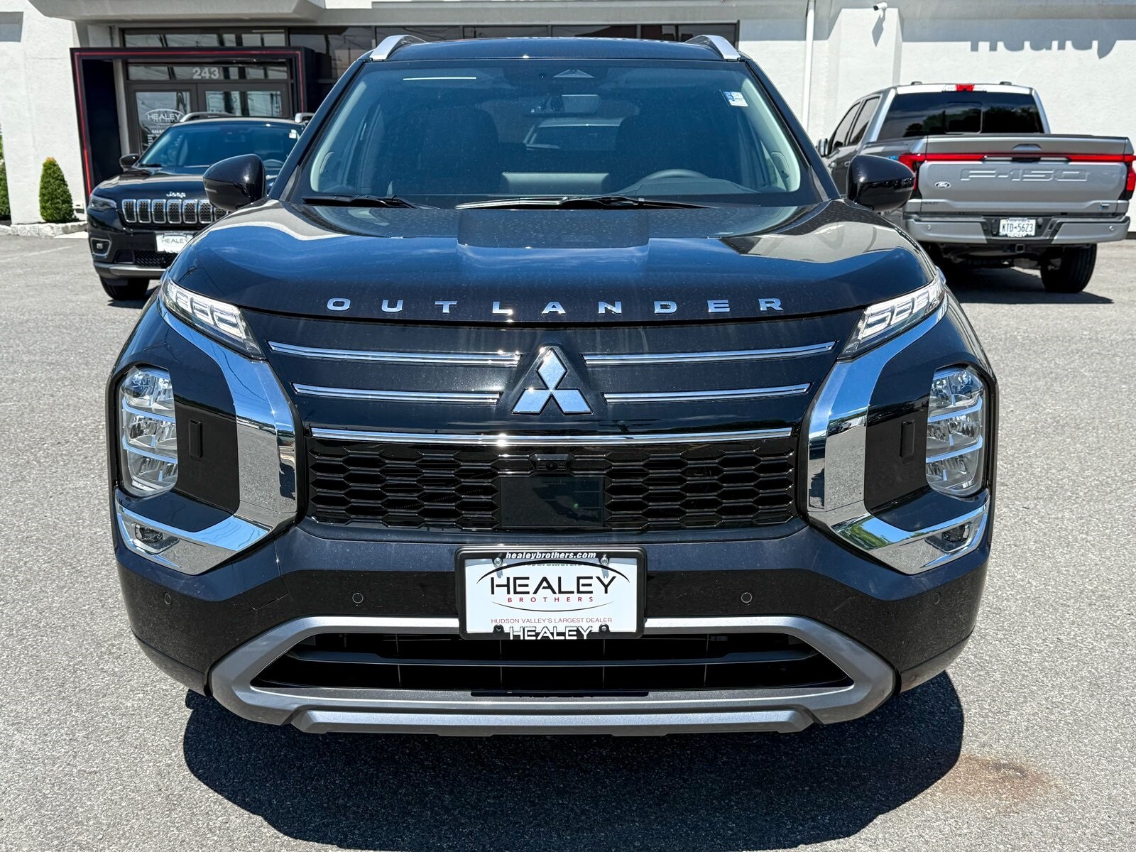 2025 Mitsubishi Outlander SEL GT photo 4