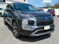 2026 Mitsubishi Outlander SE SUV