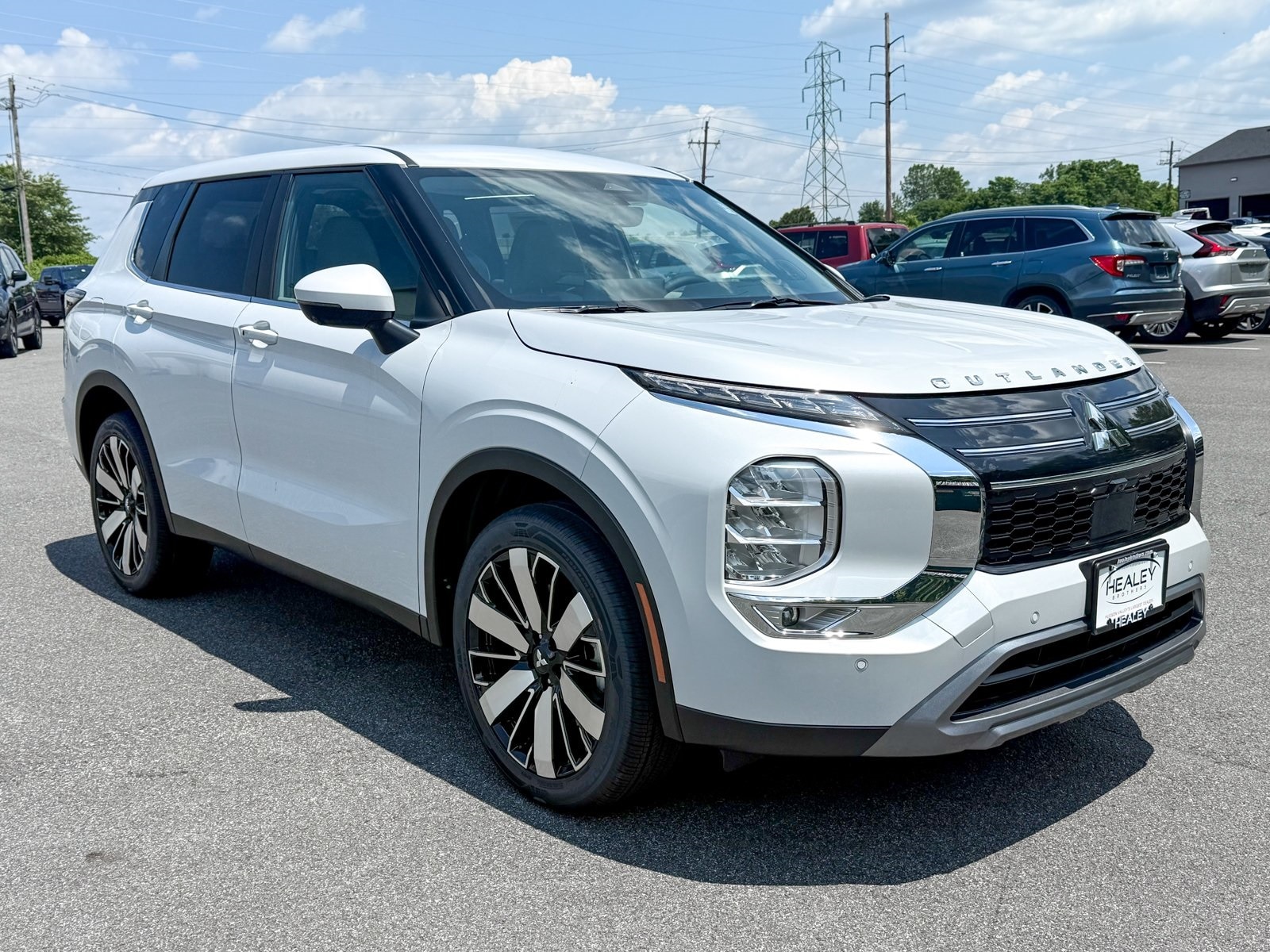 2025 Mitsubishi Outlander SE