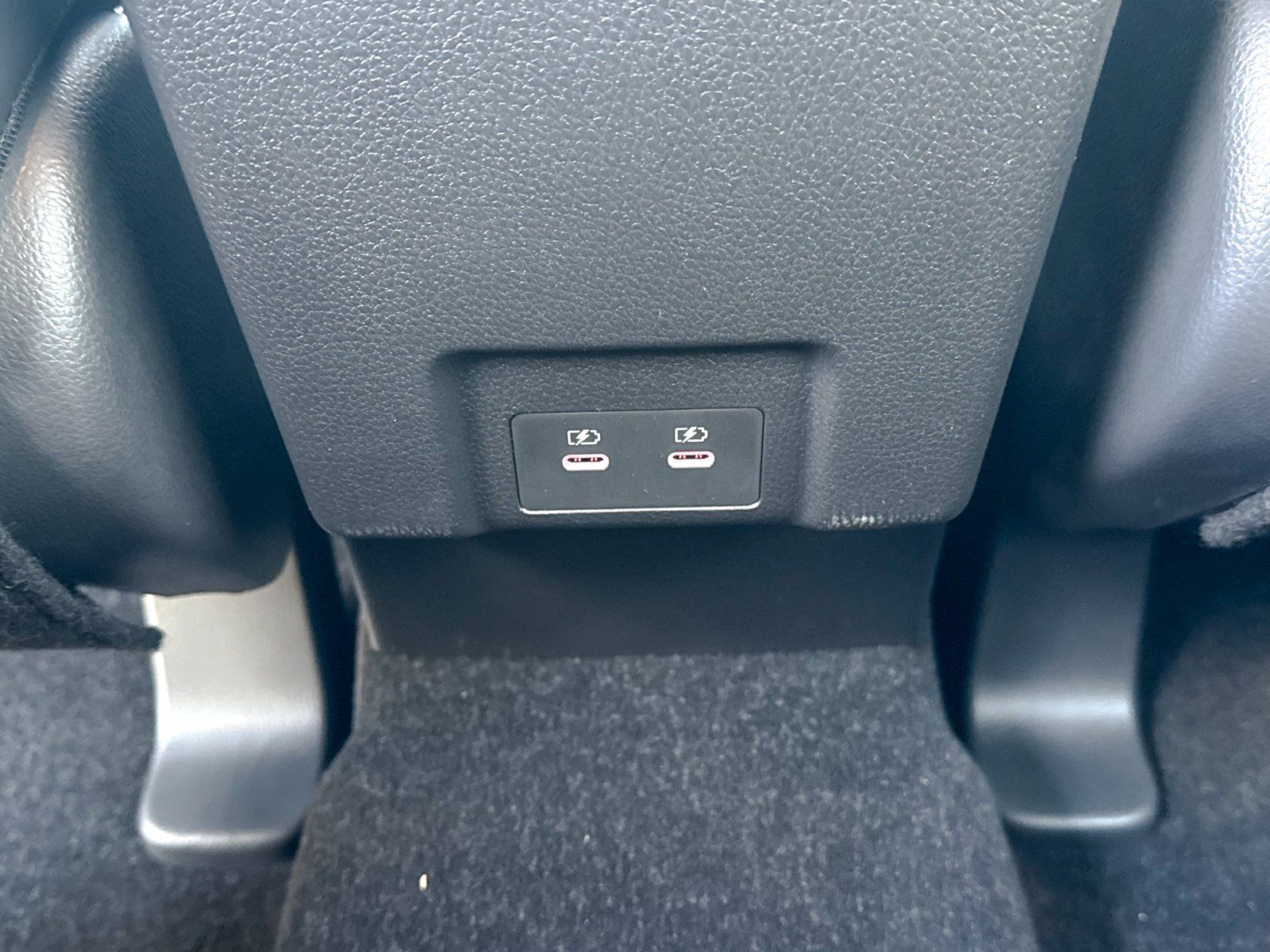 2026 Mitsubishi Eclipse Cross Black Edition - Photo 24
