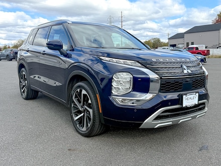 2024 Mitsubishi Outlander SEL SUV