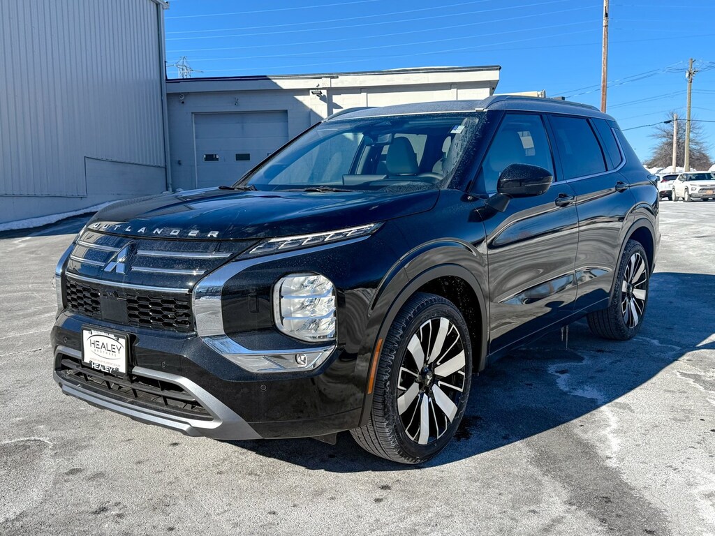 New 2025 Mitsubishi Outlander Platinum Edition SUV