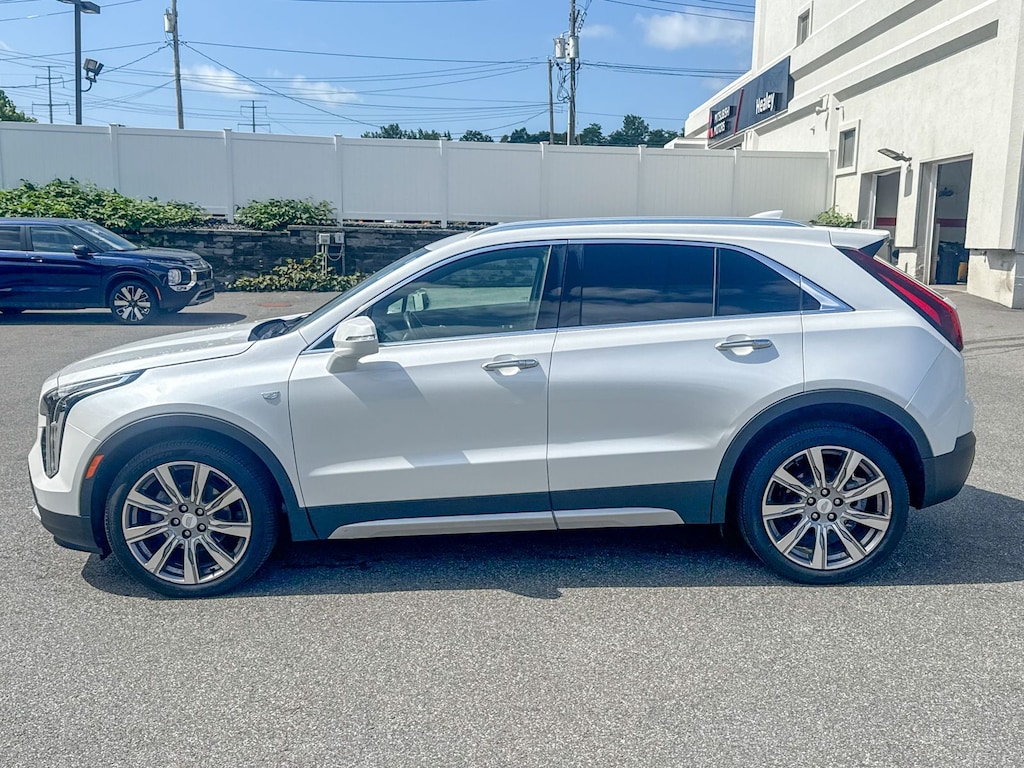Used 2021 Cadillac XT4 Premium Luxury SUV