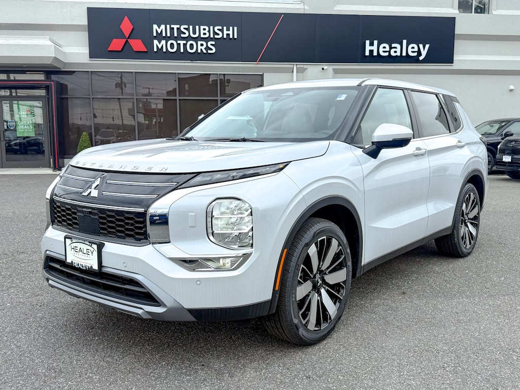 New 2026 Mitsubishi Outlander SE SUV