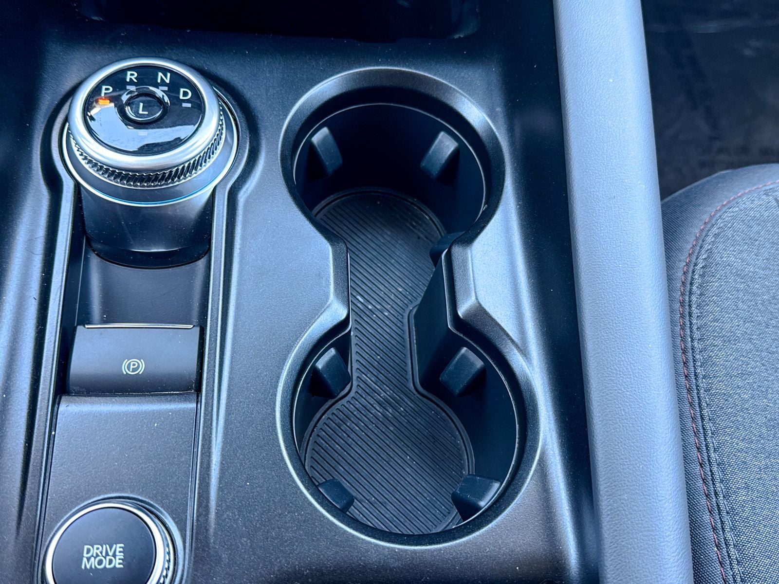 2025 Ford Explorer Active - Photo 39
