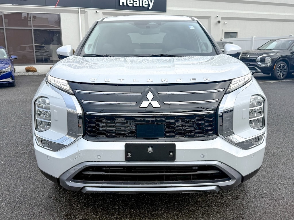 New 2026 Mitsubishi Outlander SE SUV