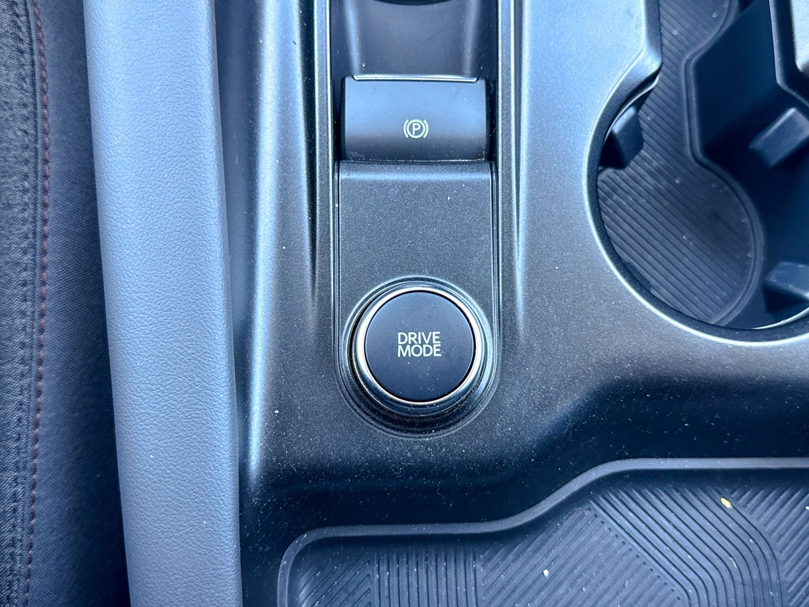 2025 Ford Explorer Active - Photo 38