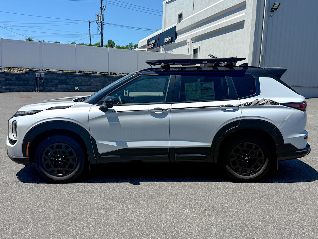 New 2026 Mitsubishi Outlander Trail Edition SUV