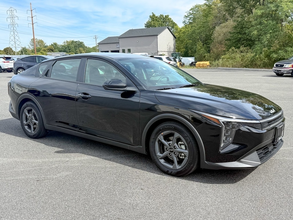 Used 2025 Kia K4 LXS Sedan