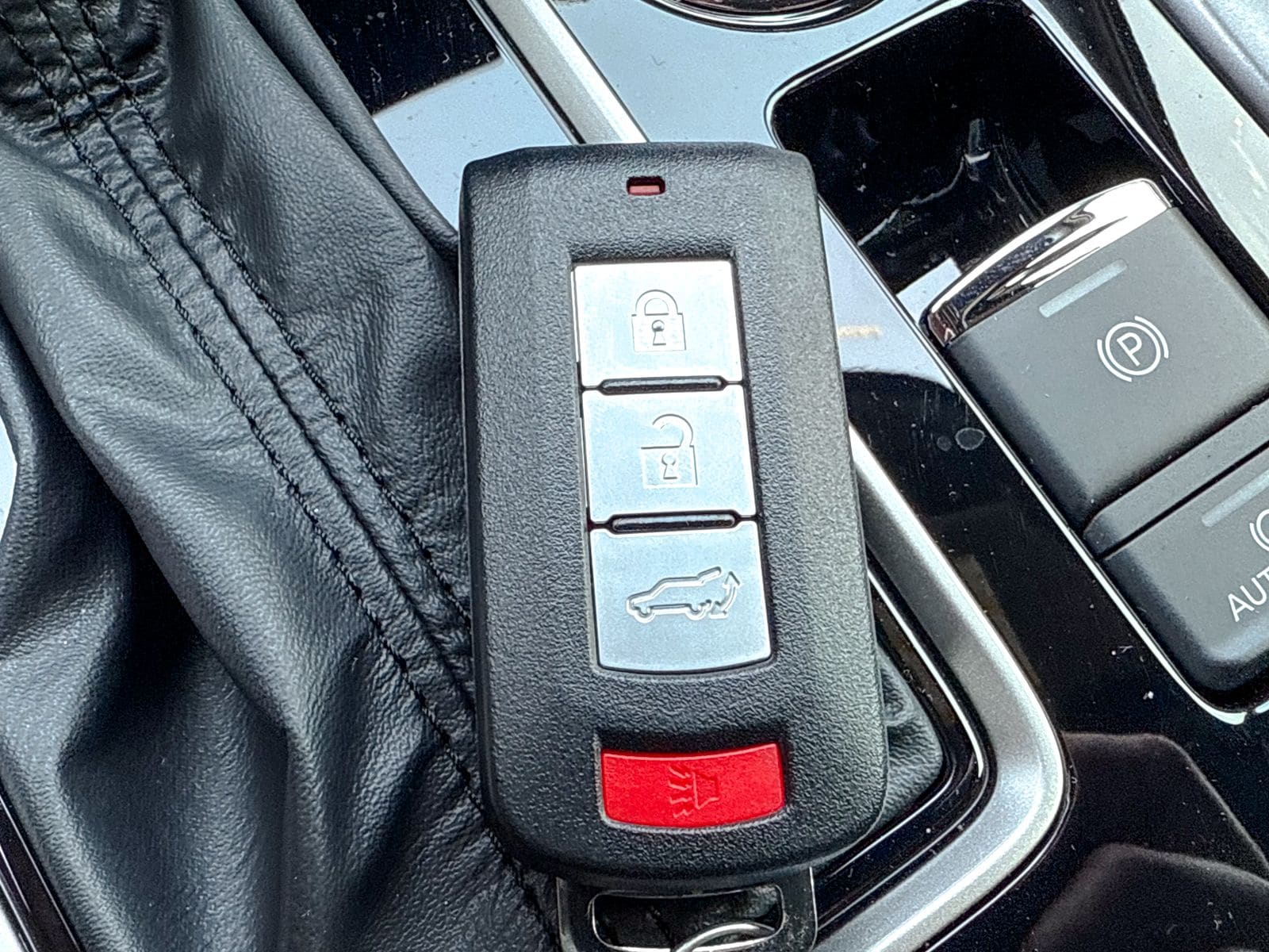 2026 Mitsubishi Eclipse Cross Black Edition - Photo 47