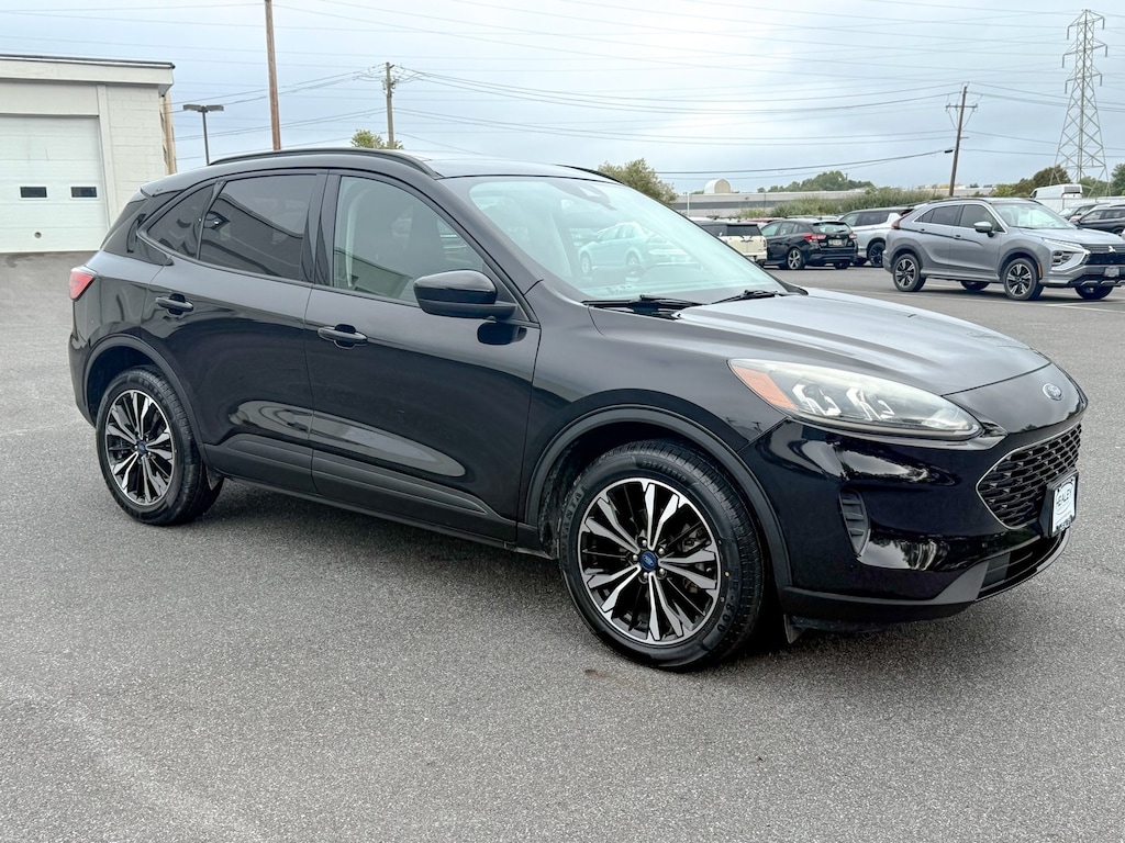Used 2022 Ford Escape SE SUV