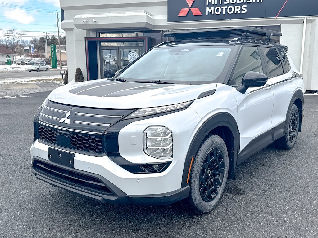 New 2026 Mitsubishi Outlander Trail Edition SUV
