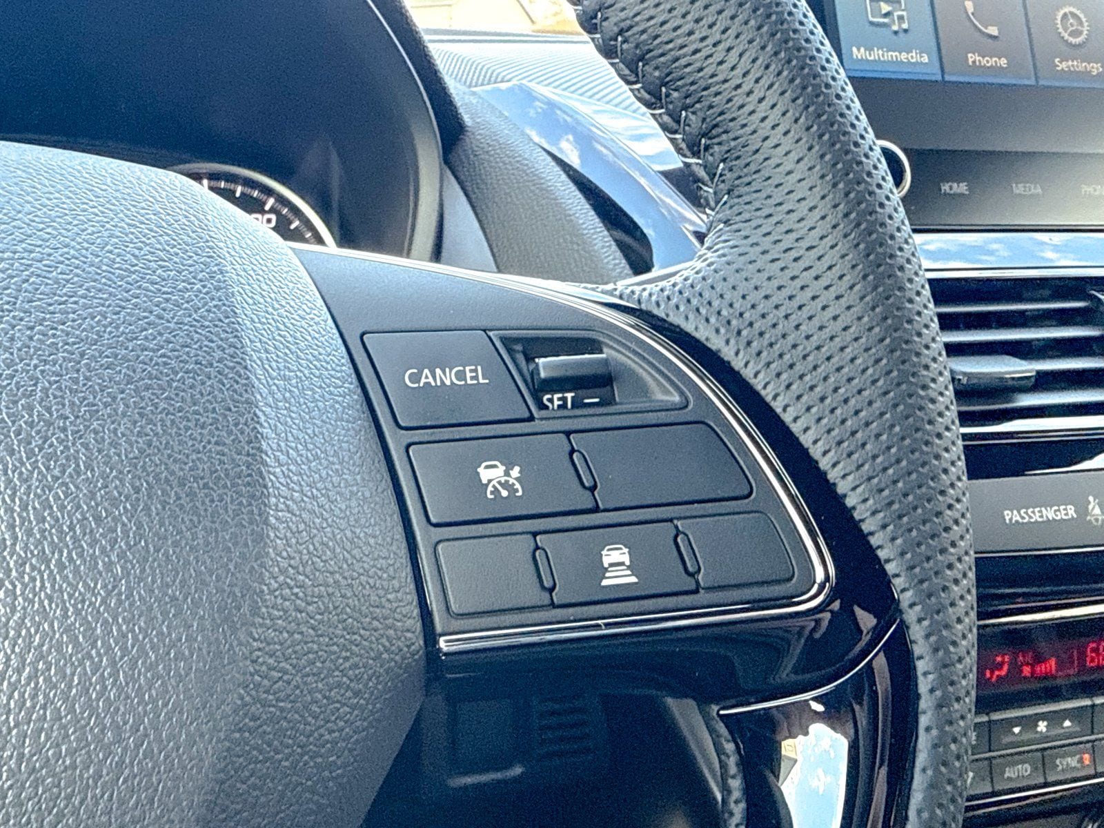 2026 Mitsubishi Eclipse Cross Black Edition - Photo 48