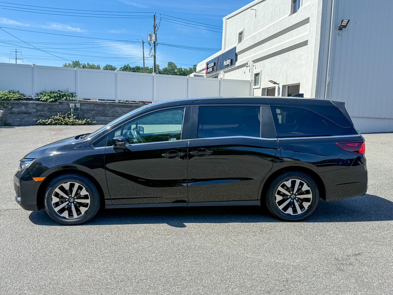 Used 2025 Honda Odyssey EX-L Minivan/Van