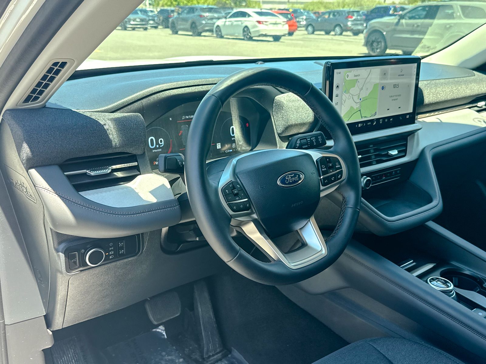 2025 Ford Explorer Active - Photo 17