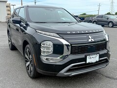 2026 Mitsubishi Outlander SE SUV