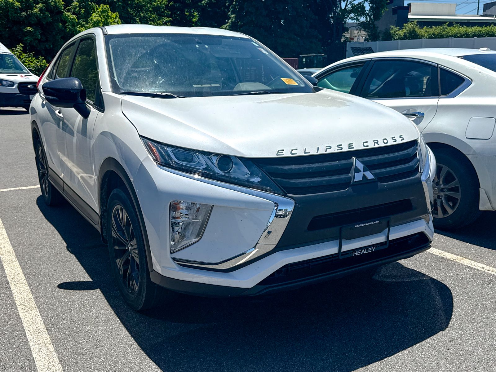 2020 Mitsubishi Eclipse Cross LE S-AWC's photo