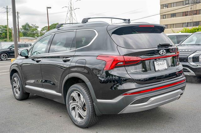 Used 2021 Hyundai Santa Fe SEL with VIN 5NMS6DAJ5MH368542 for sale in Middletown, NY