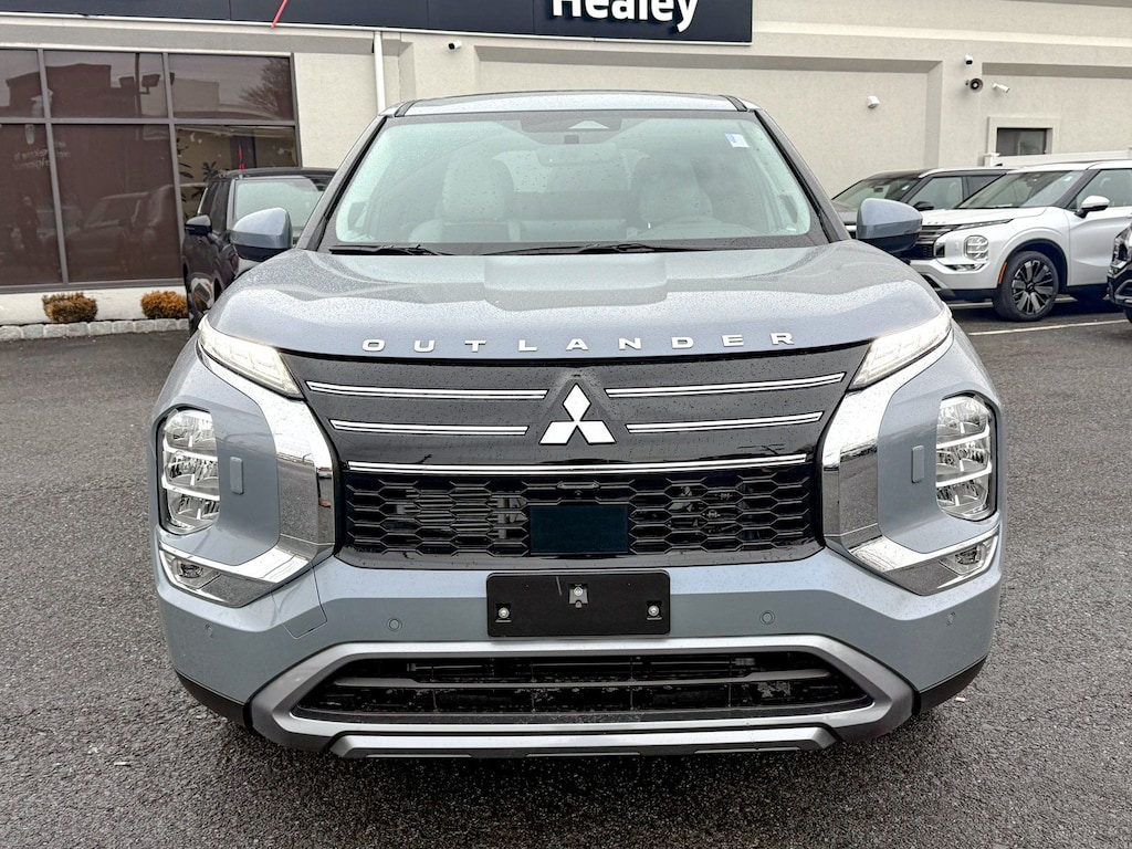 New 2026 Mitsubishi Outlander SE SUV