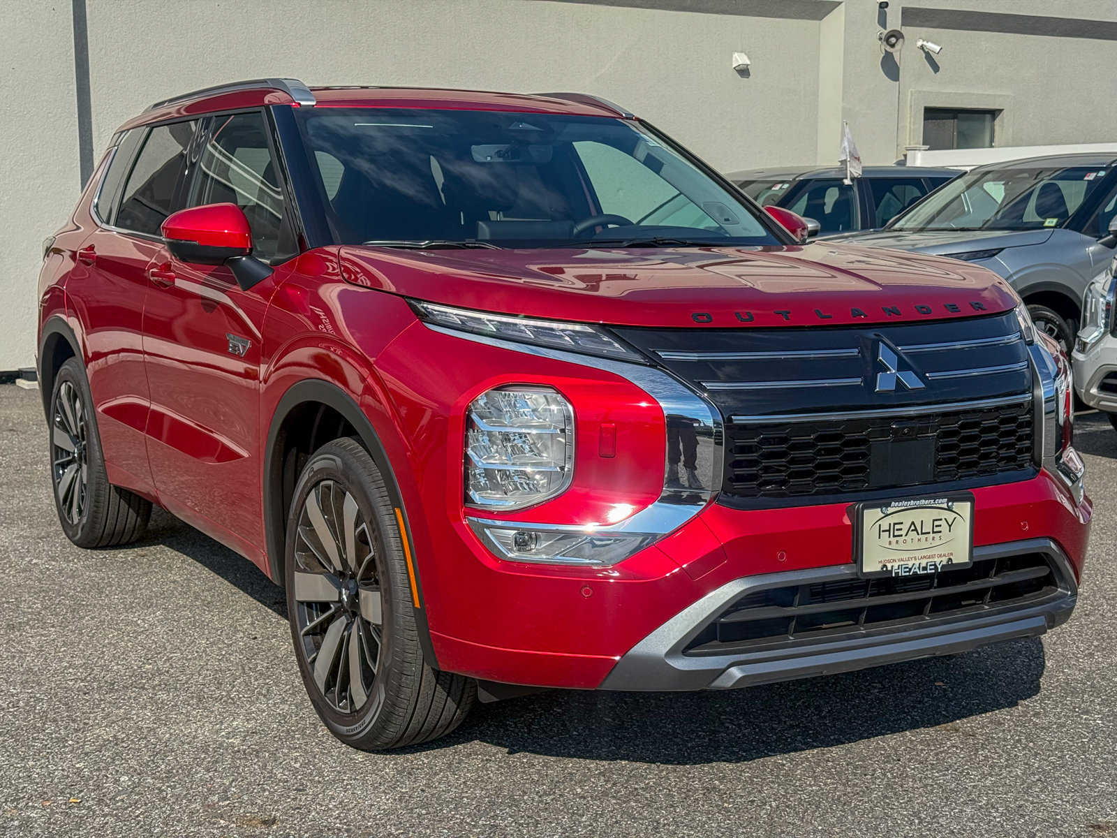 2026 Mitsubishi Outlander Plug-in Hybrid SEL