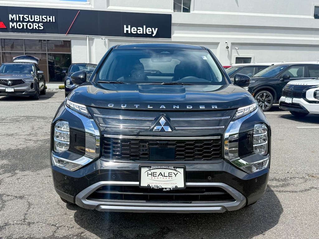 New 2026 Mitsubishi Outlander SE SUV