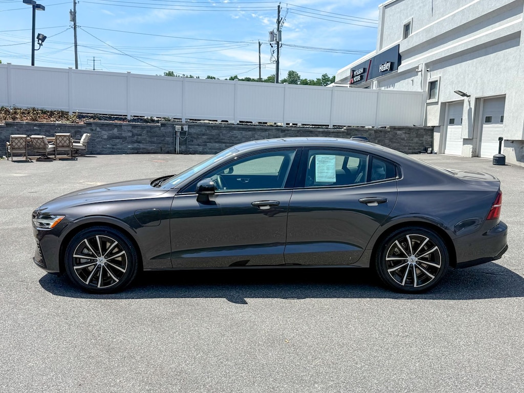 Used 2023 Volvo S60 Recharge Plug-In Hybrid T8 Plus Dark Theme Sedan