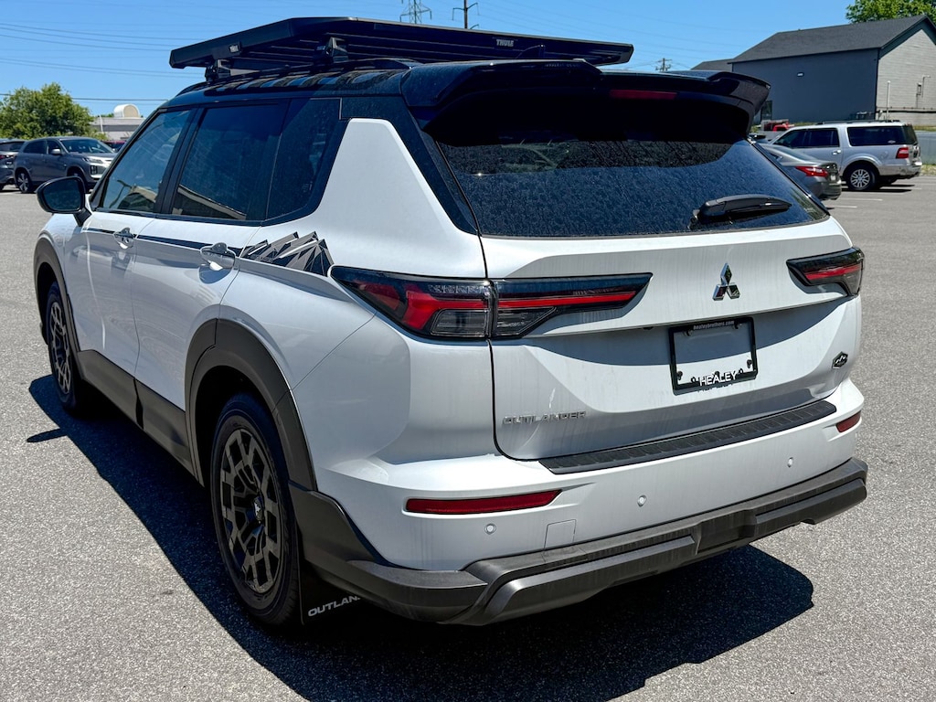 New 2026 Mitsubishi Outlander Trail Edition SUV