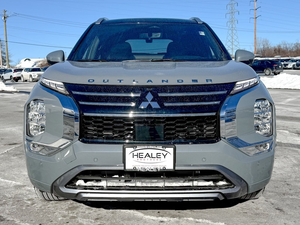 New 2025 Mitsubishi Outlander SEL SUV