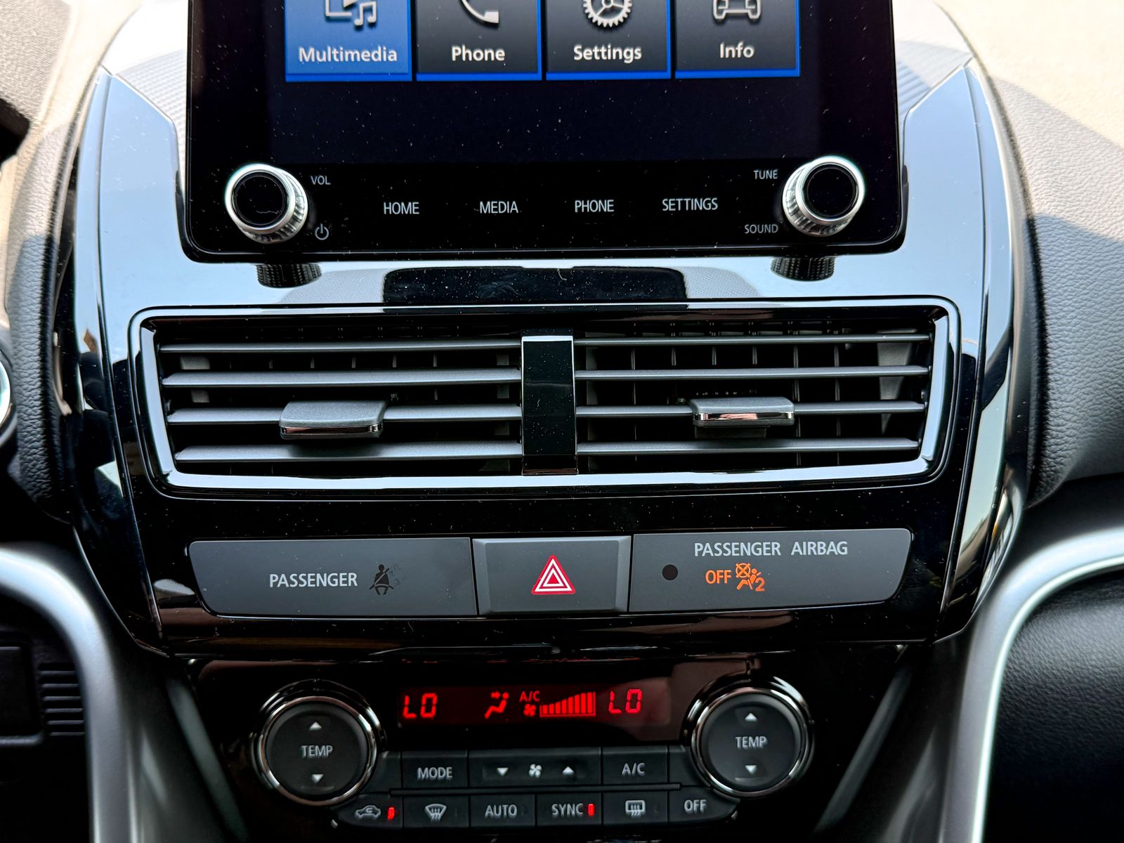 2026 Mitsubishi Eclipse Cross Black Edition - Photo 28