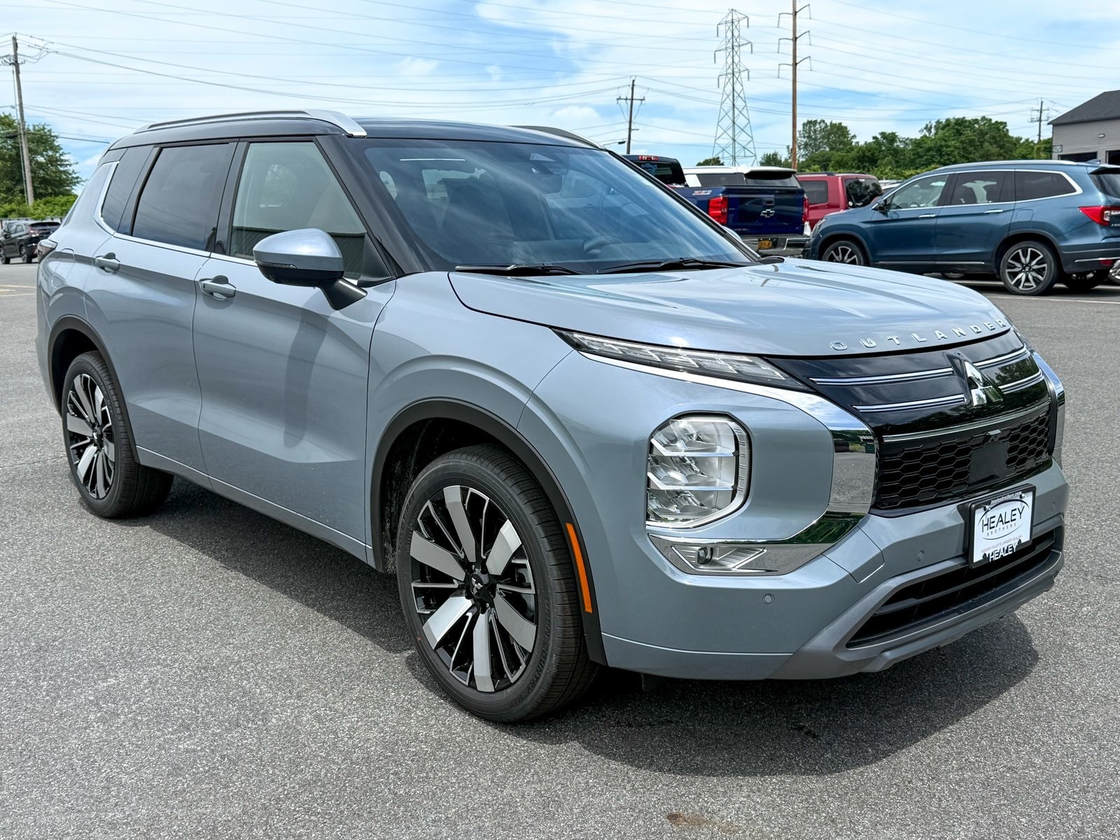 2025 Mitsubishi Outlander SEL