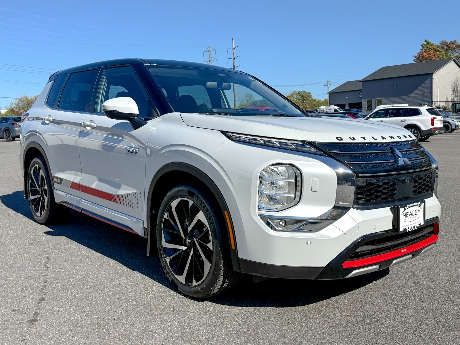 2024 Mitsubishi Outlander Plug-in Hybrid RALLIART's photo