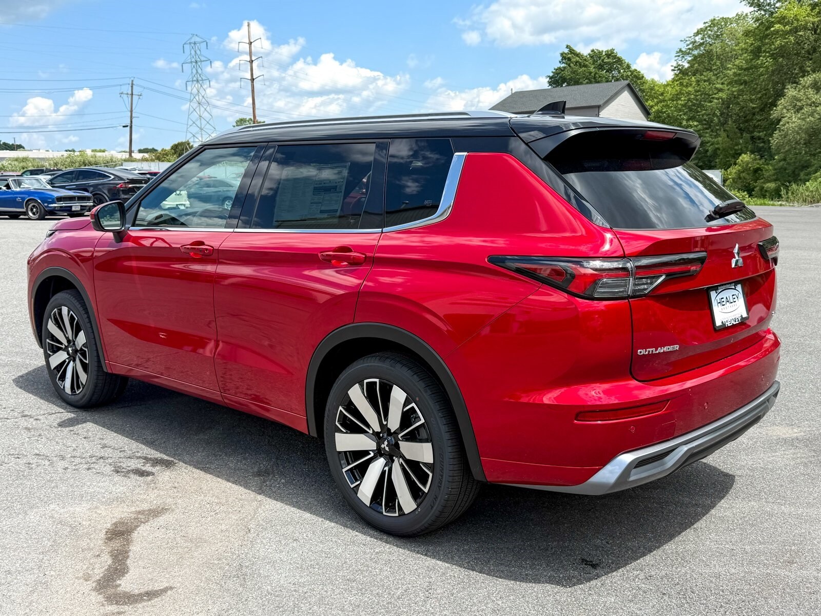 2025 Mitsubishi Outlander SEL GT photo 2