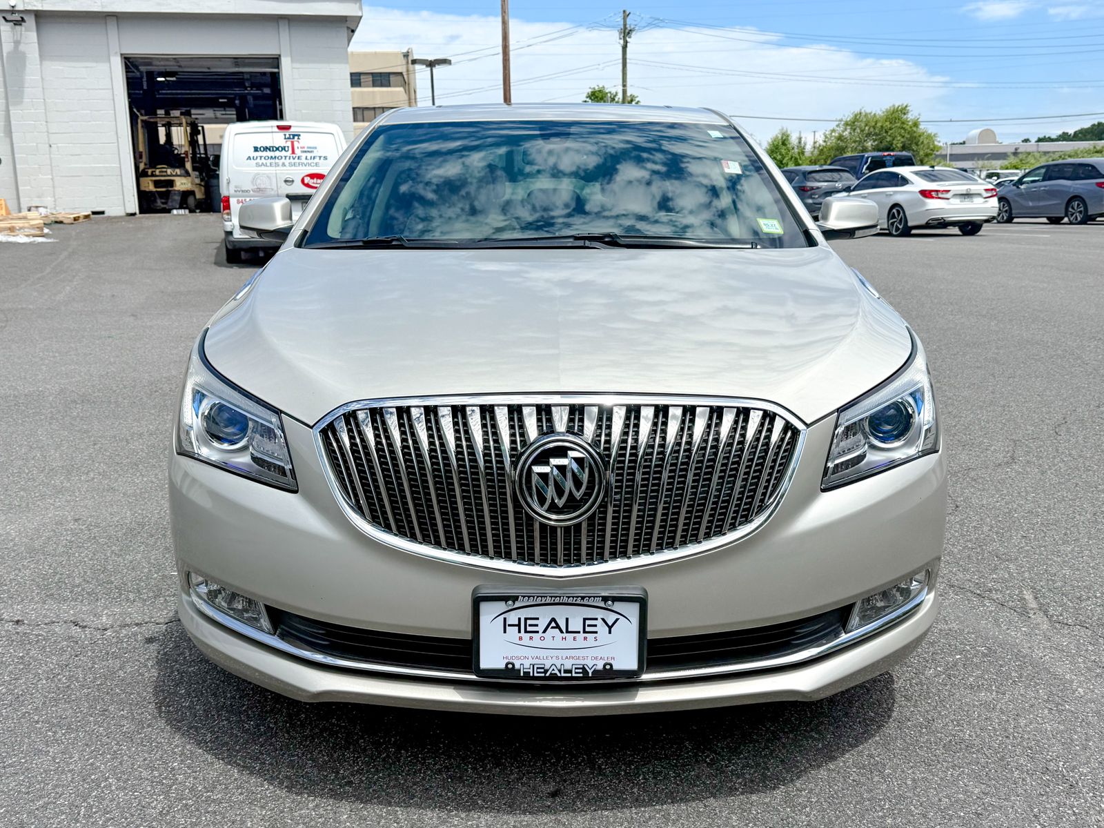 Used 2014 Buick LaCrosse Leather with VIN 1G4GB5G30EF173250 for sale in Middletown, NY