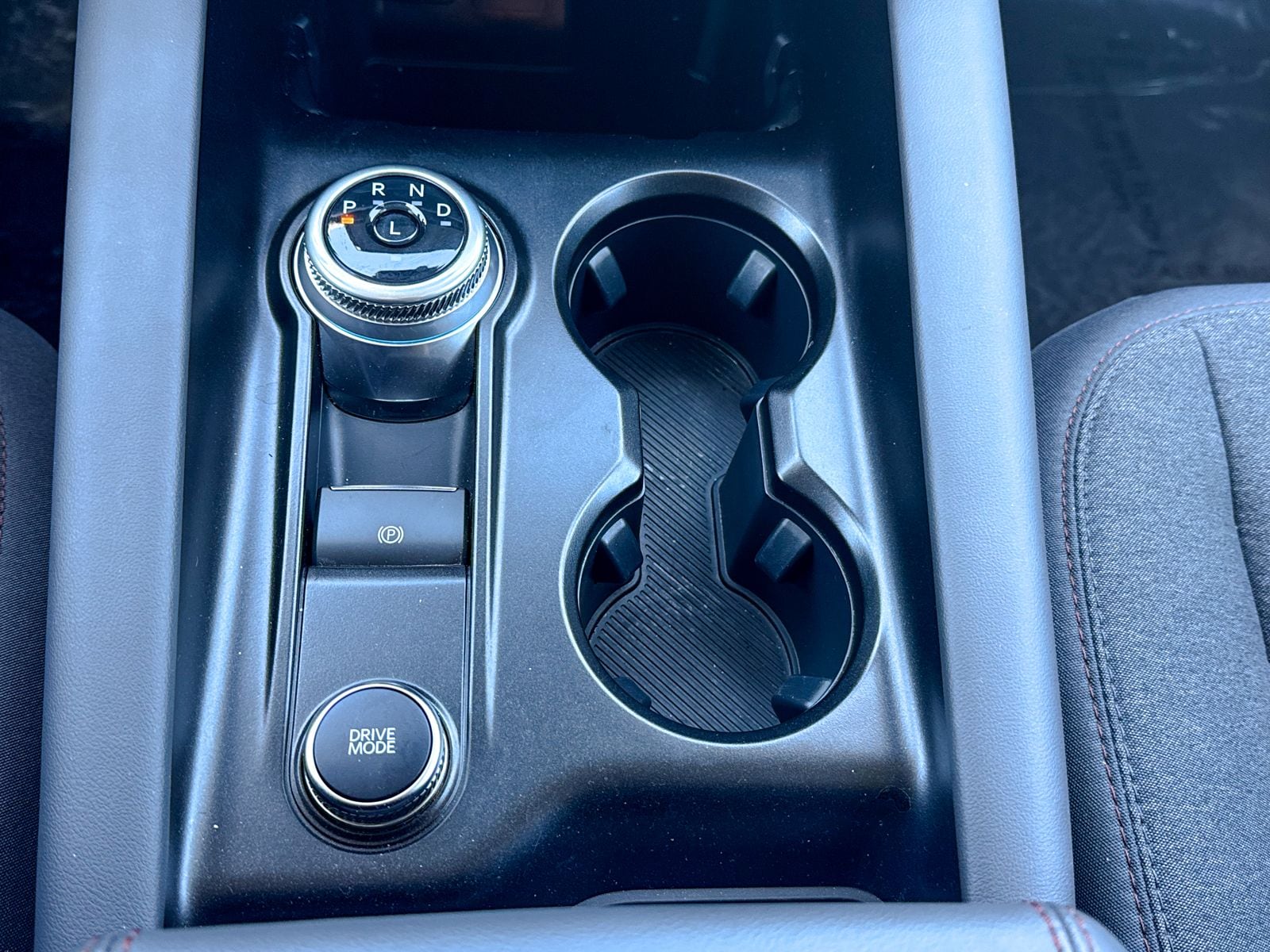 2025 Ford Explorer Active - Photo 36