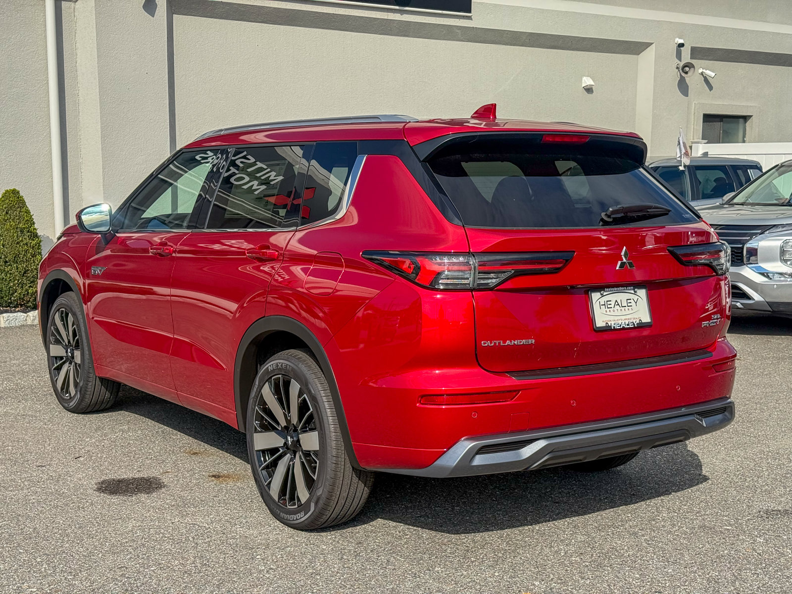 New 2026 Mitsubishi Outlander Phev SUV