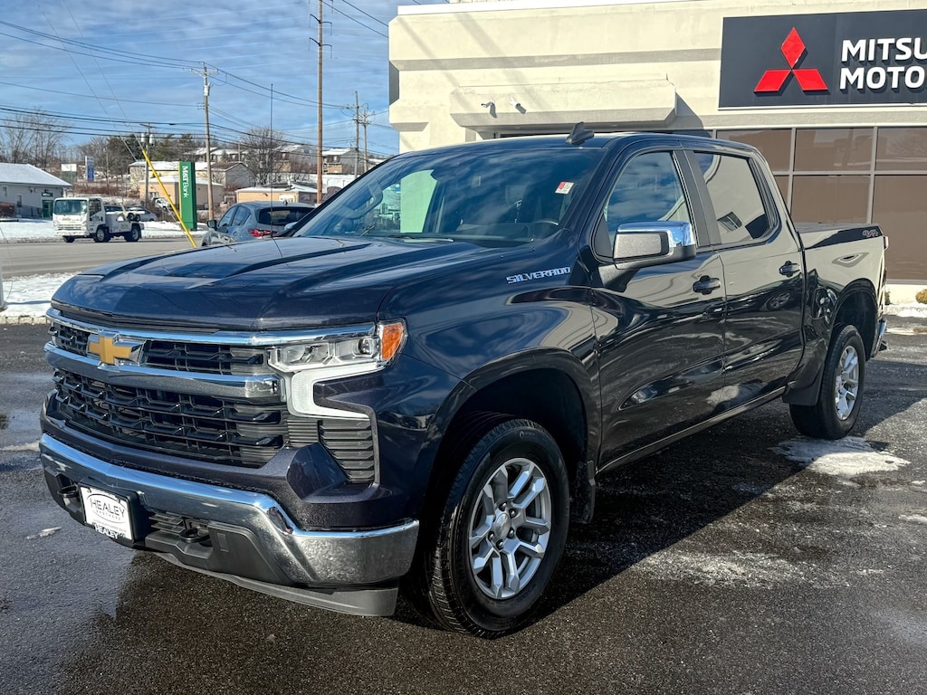 Used 2022 Chevrolet Silverado 1500 LT Truck