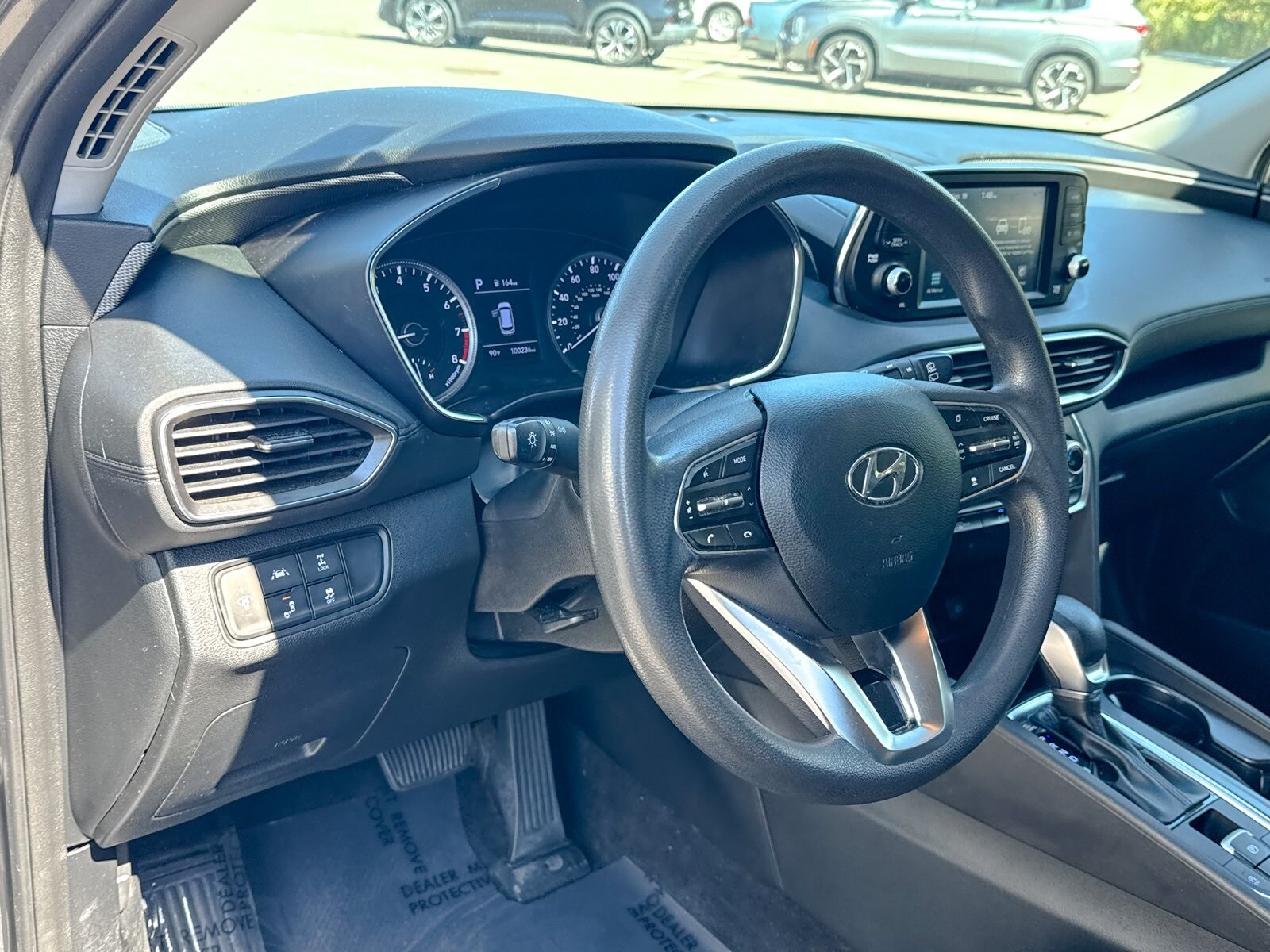 2019 Hyundai Santa Fe SE photo 3