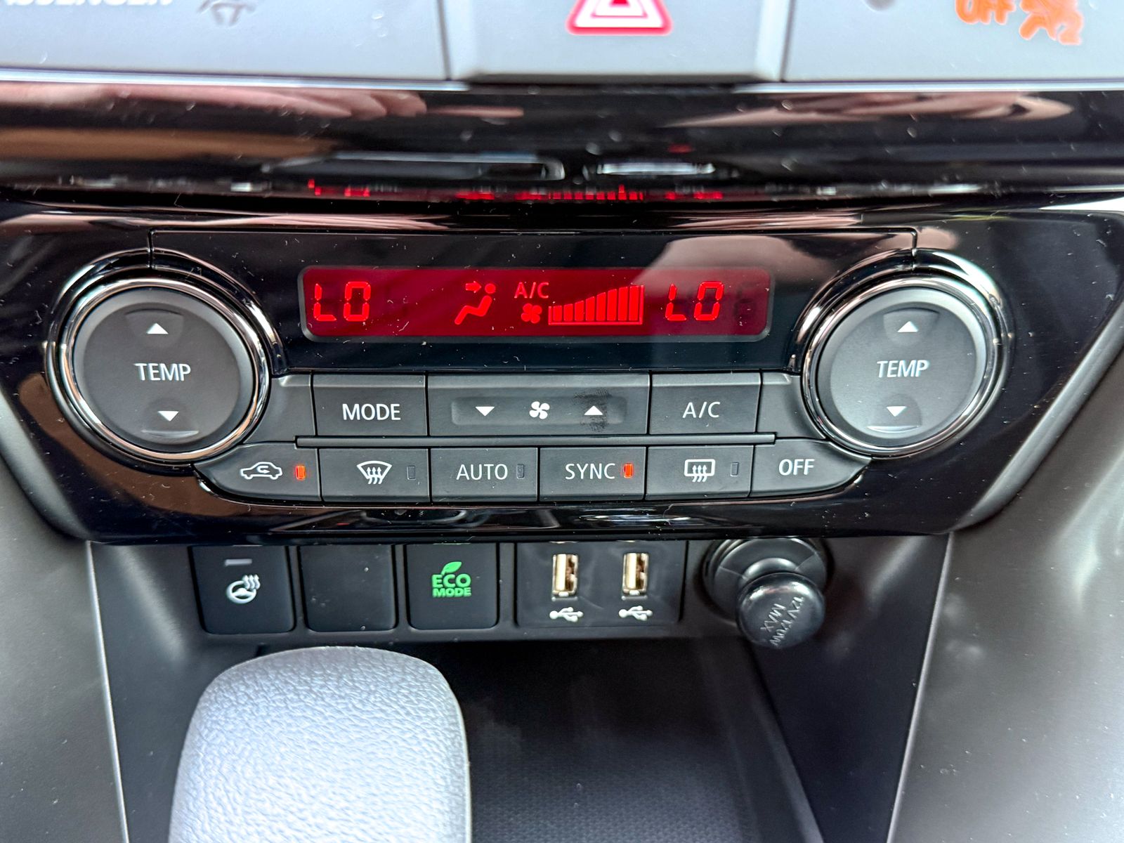 2026 Mitsubishi Eclipse Cross Black Edition - Photo 31