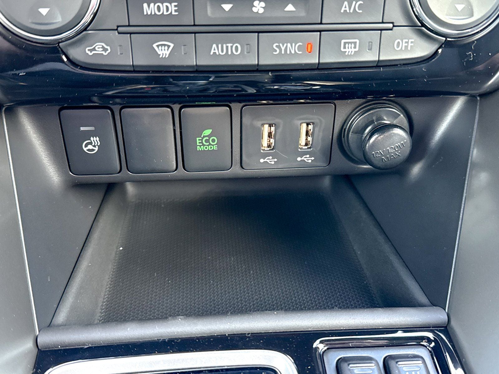 2026 Mitsubishi Eclipse Cross Black Edition - Photo 37