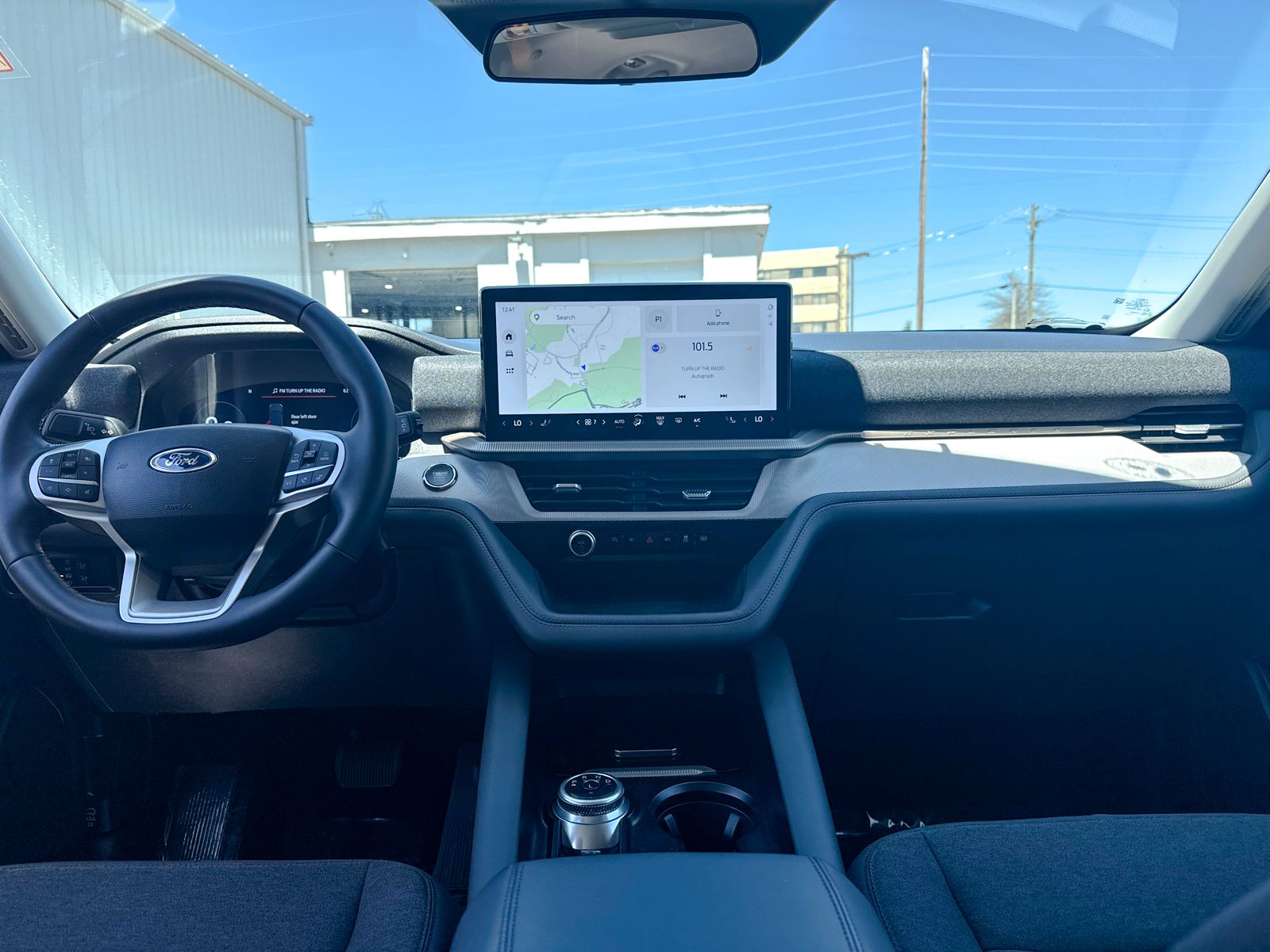 2025 Ford Explorer Active - Photo 27