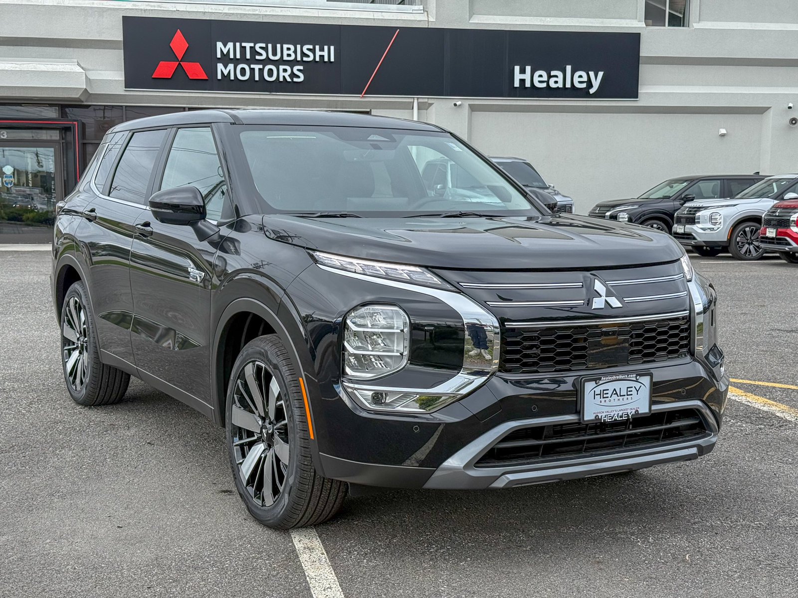 2026 Mitsubishi Outlander Plug-in Hybrid SE