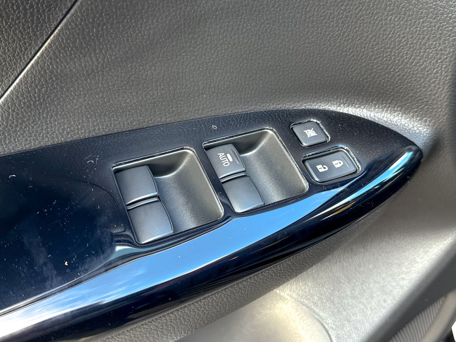 2026 Mitsubishi Eclipse Cross LE - Photo 20