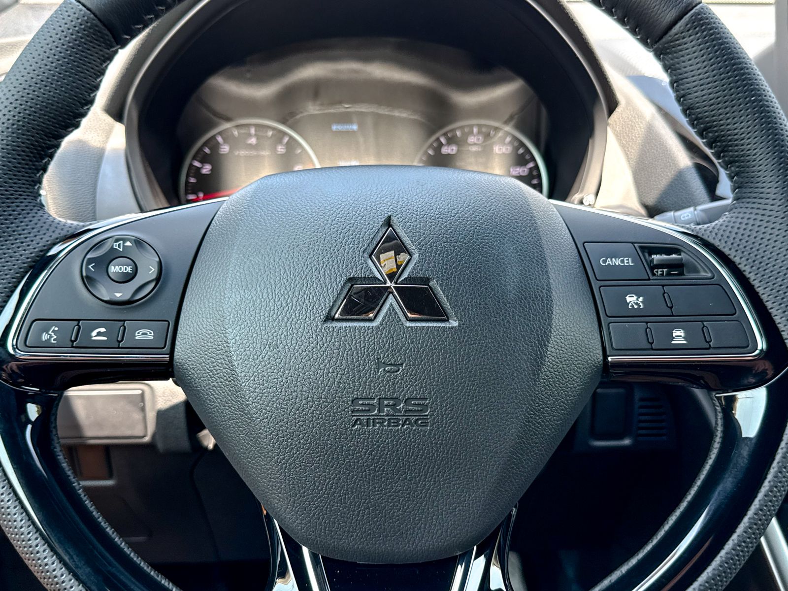 2026 Mitsubishi Eclipse Cross Black Edition - Photo 43