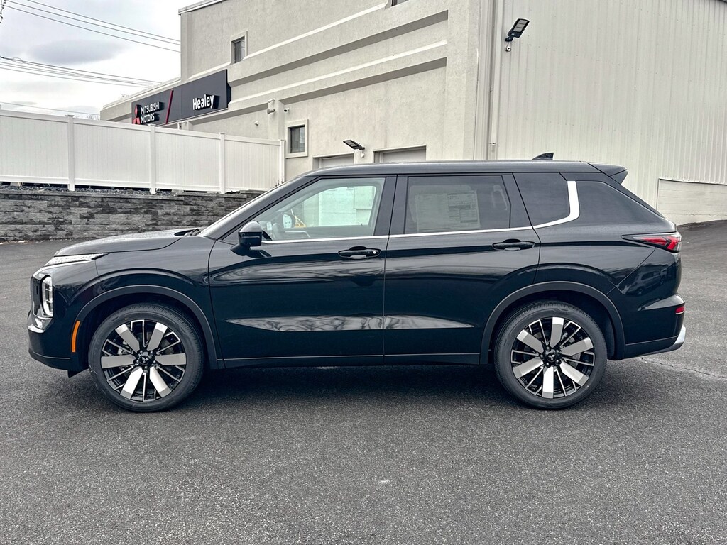 New 2026 Mitsubishi Outlander SUV