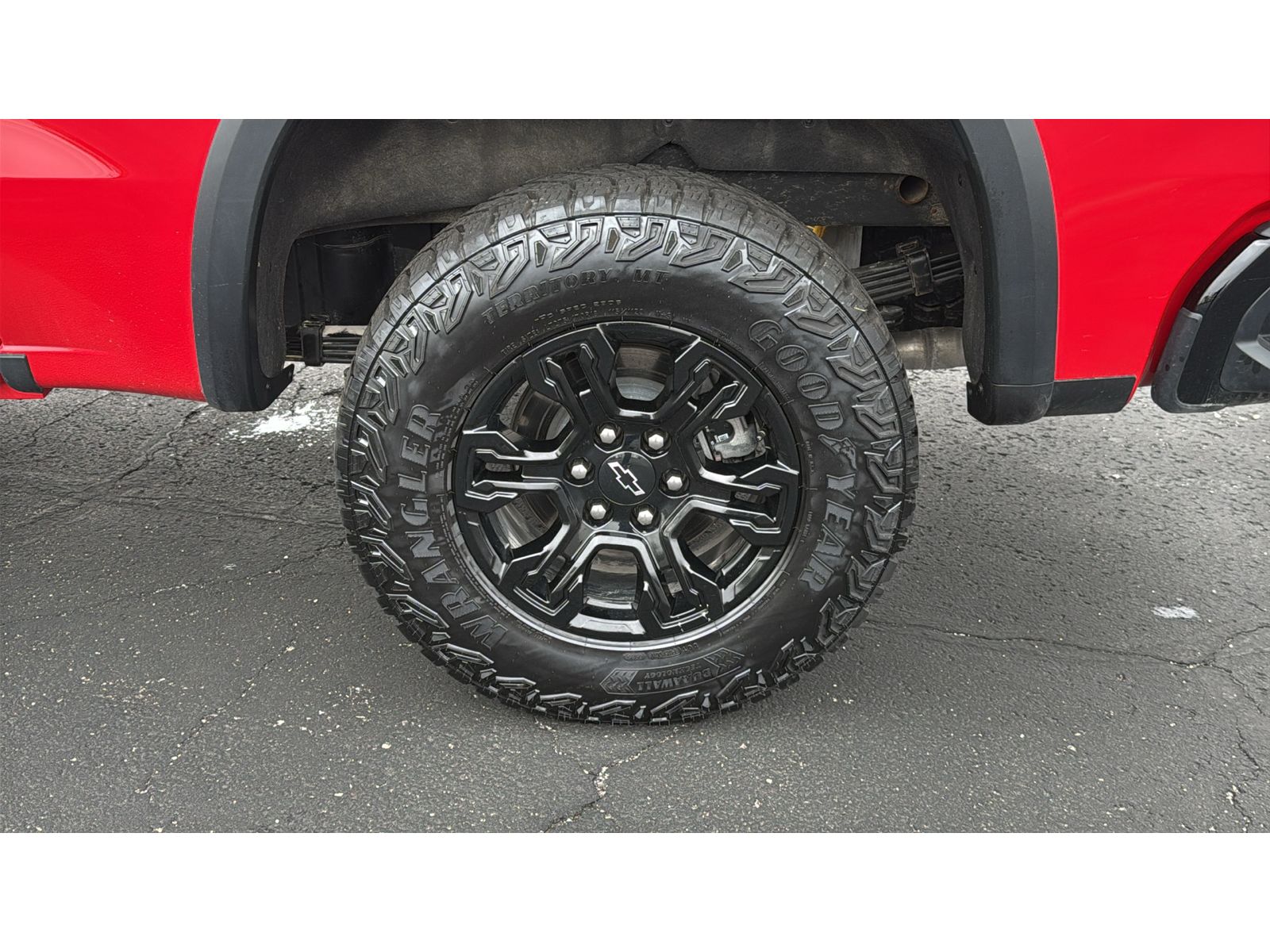2025 Chevrolet Silverado 1500 ZR2 - Photo 12