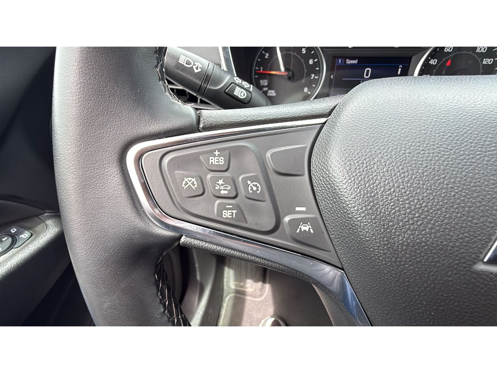 2024 Chevrolet Equinox LT - Photo 28