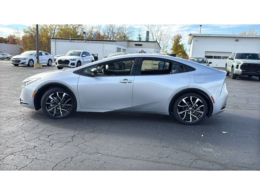 New 2026 Toyota Prius Plug-in Hybrid XSE PLUG-IN HYBRID